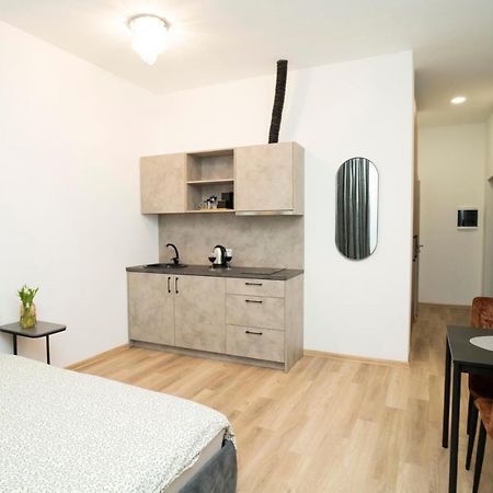 Central Station Apartment No3 Kaunas Buitenkant foto