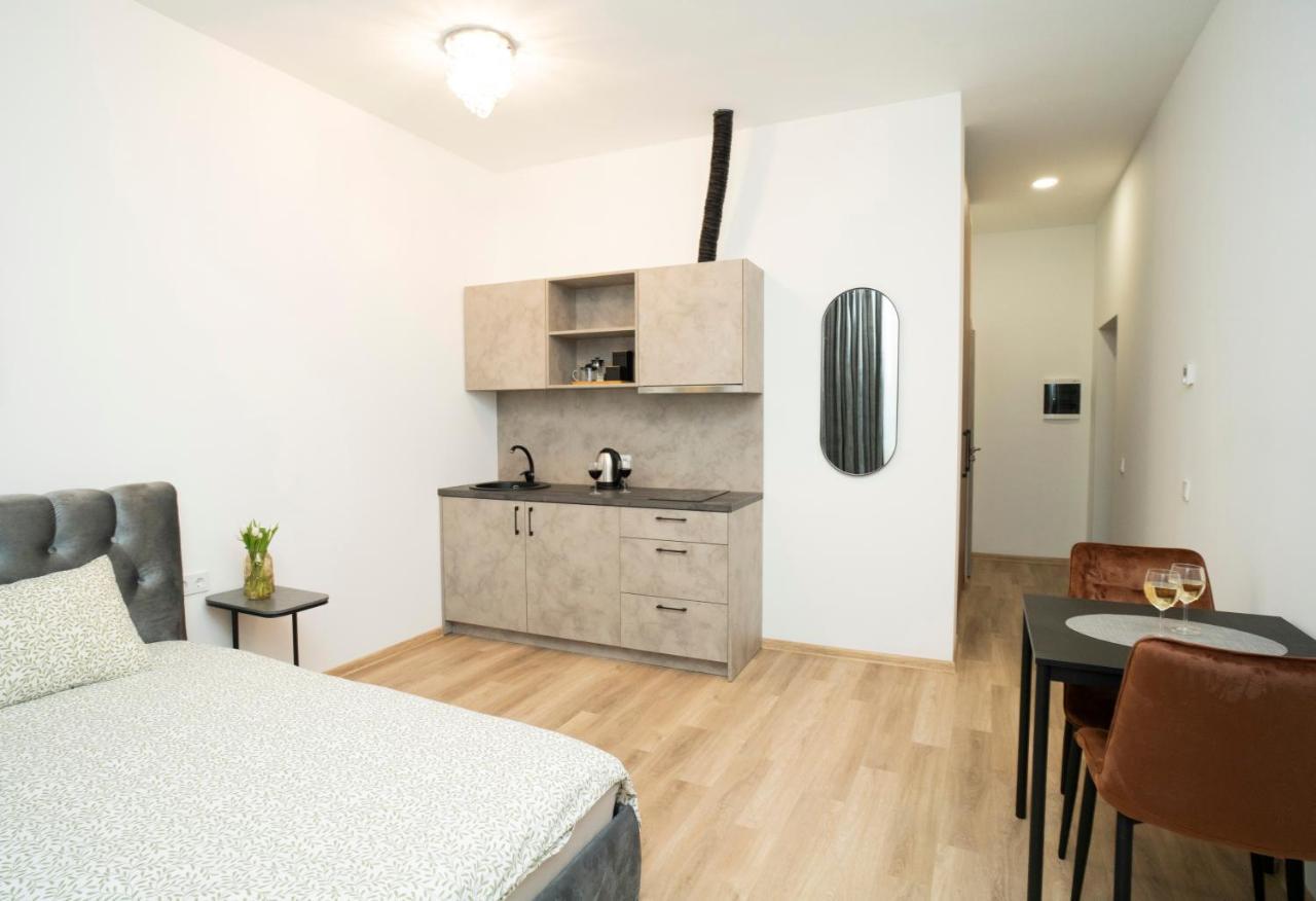 Central Station Apartment No3 Kaunas Buitenkant foto