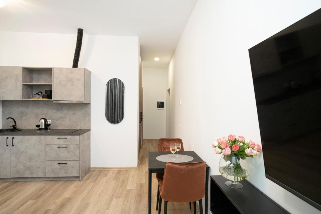 Central Station Apartment No3 Kaunas Buitenkant foto
